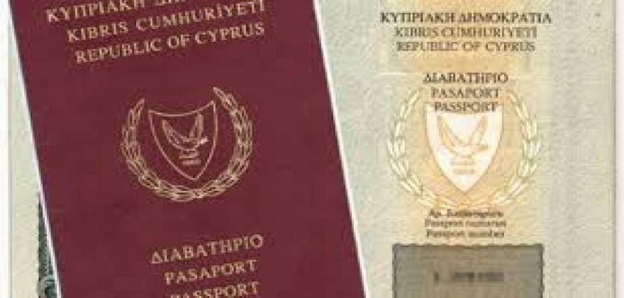 Ανανεώστε έγκαιρα τα διαβατήρια και τις ταυτότητες όσοι ταξιδέψετε τις γιορτές
