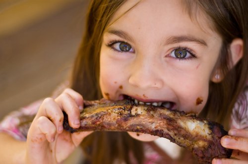Κόκκινο κρέας στη διατροφή του παιδιού. Μύθοι και αλήθειες