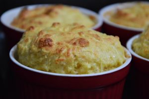 Σουφλέ µε σπανάκι και ντοµάτα: Ένα φαγητό πασπαρτού για όλη την οικογένεια