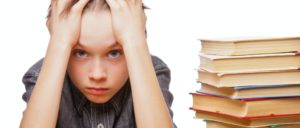 Παιδικές ημικρανίες: Που οφείλονται και πώς επηρεάζουν τις σχολικές επιδόσεις