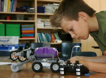 Μαθήματα ρομποτικής για παιδιά προσφέρει το Πολυδύναμο Δημοτικό Κέντρο Λευκωσίας