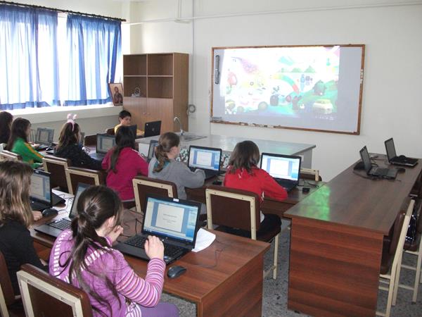 Επιχορήγηση για την αγορά φορητού Η/Υ για μαθητές Β΄ Γυμνασίου