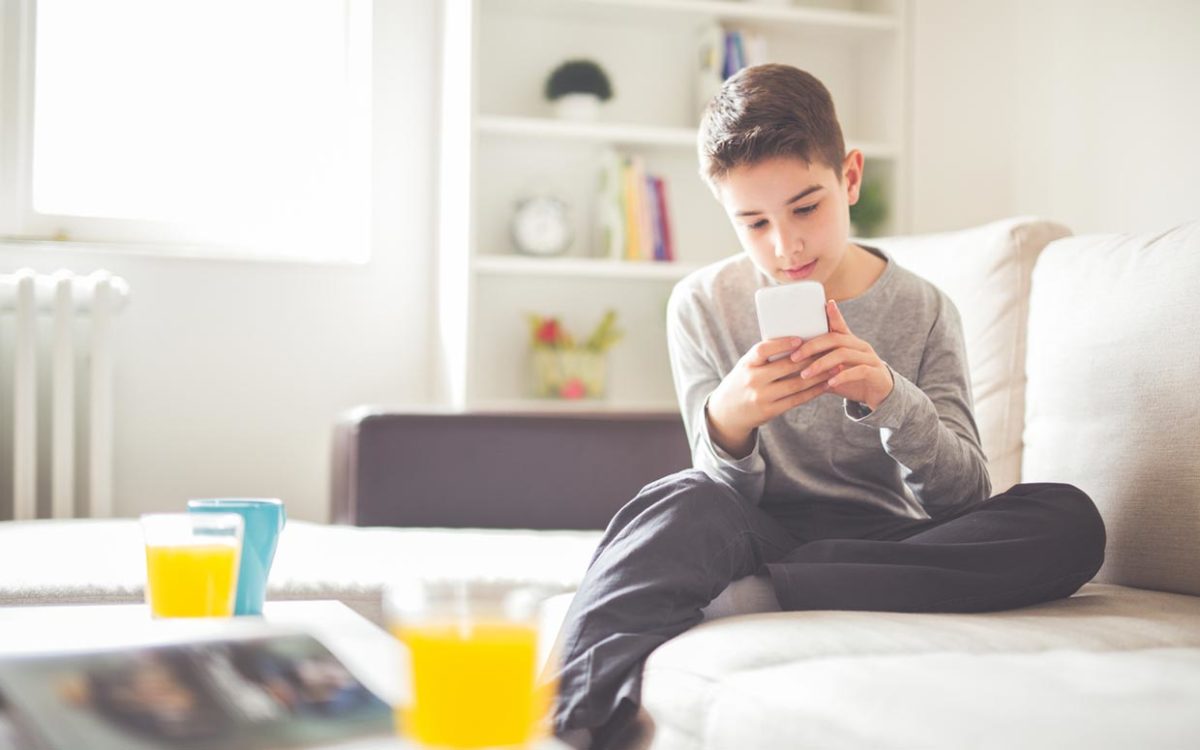 Οι εφαρμογές των smartphones, κάνουν καλό ή κακό στα παιδιά;