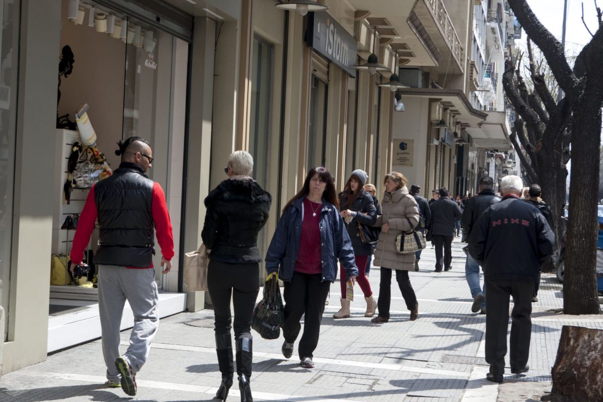 Κλειστά τα καταστήματα την Πρωτομαγιά