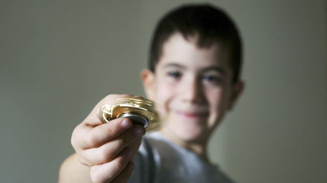 Η επικίνδυνη μόδα των fidget spinners ήρθε και στην Κύπρο – Η καταγγελία μιας μάνας για το σοβαρό τραυματισμό του παιδιού της