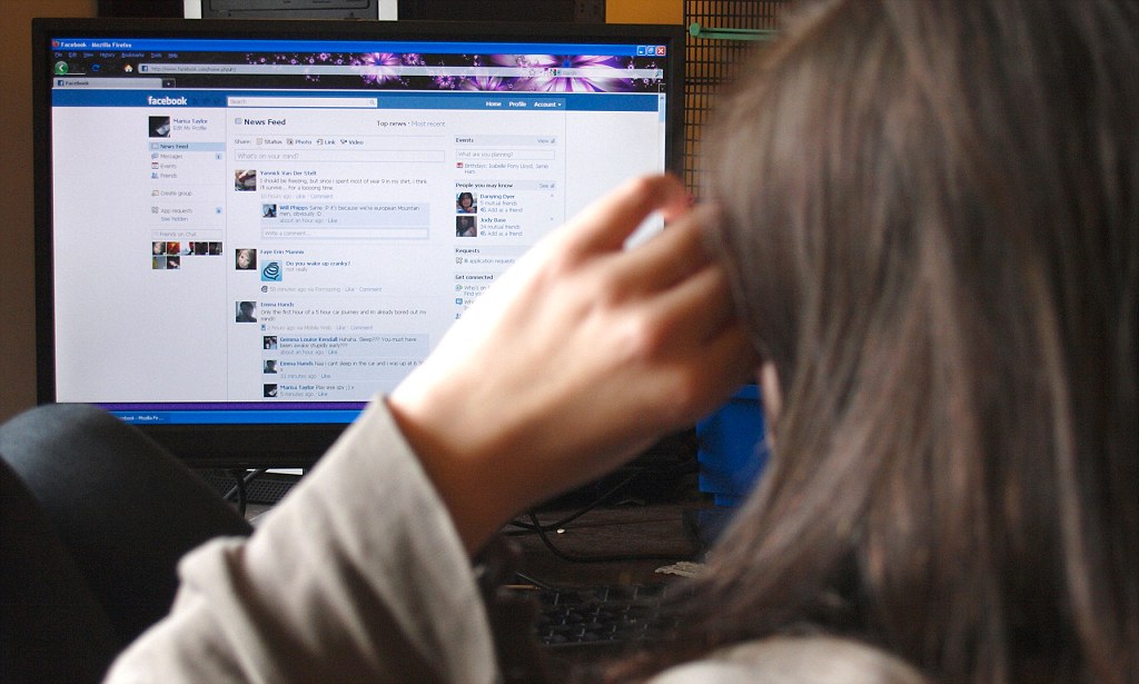 Τα 5 SOS του Facebook σύμφωνα με την Αστυνομία Κύπρου
