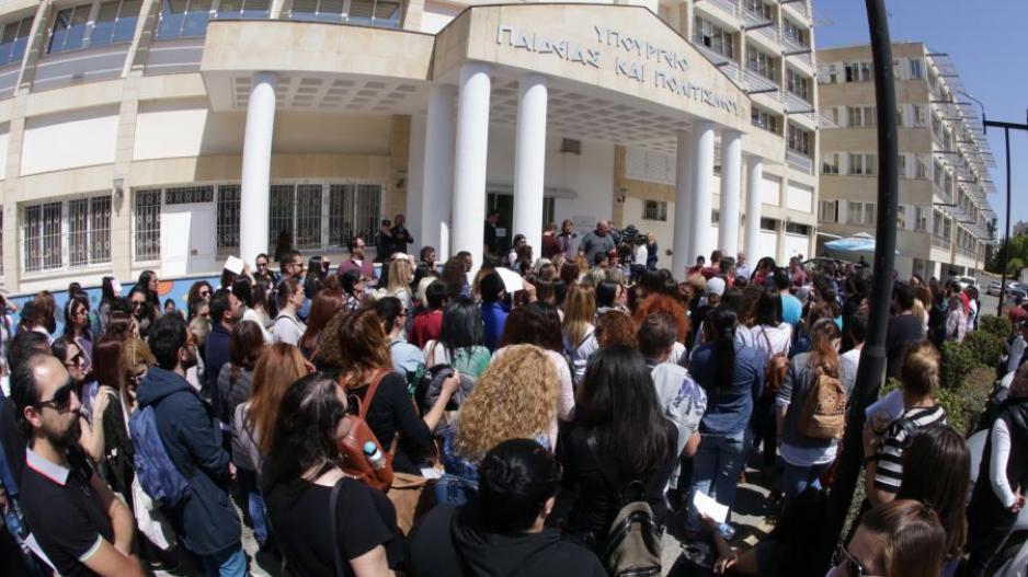 Απεργίες ετοιμάζουν οι εκπαιδευτικοί όλων των βαθμίδων την επόμενη εβδομάδα