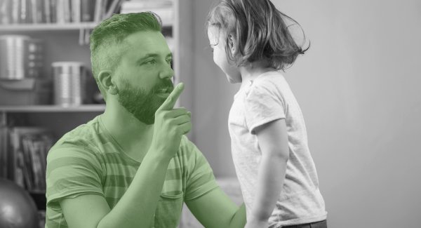 “Θα μεγαλώσει η μύτη σου..” και άλλες 12 ενοχικές φράσεις που δεν πρέπει να ξαναπείς στο παιδί σου!