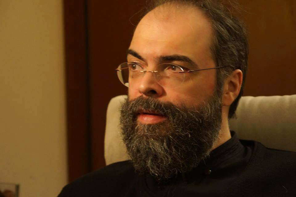 Πατέρας Ανδρέας Κονάνος: «Κάνουμε το παιδί μας σκουπίδι και μετά λέμε ‘γιατί δε μ΄αγαπάει;’»