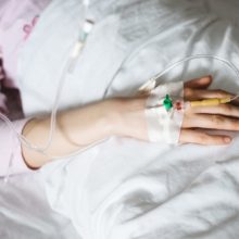 24χρονη πήρε φάρμακα για να αποβάλει - Γιατί συνελήφθη ο σύζυγός της
