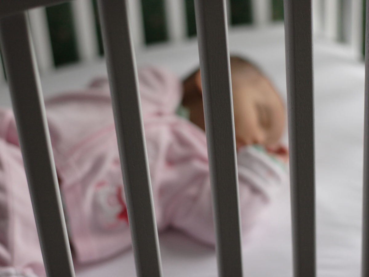 Επείγουσα έκκληση για παιδικά κρεβατάκια – Πώς μπορείτε να βοηθήσετε