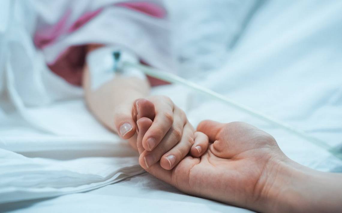Χαροκαμένη μάνα: ‘Εχασε την κόρη της και τώρα μάχεται να σώσει τον γιο της