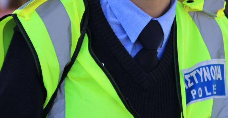 Ήρωας αστυνομικός έσωσε κοριτσάκι από πνιγμό στο Όμοδος
