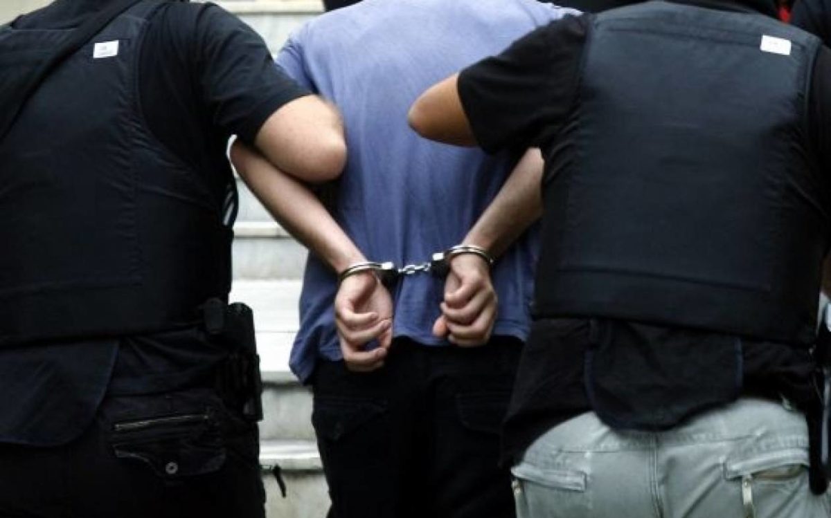 Σοκάρει η φυλάκιση δασκάλου για εμπόριο ναρκωτικών – Βρέθηκαν 5,4 κιλά κάνναβη στην κατοχή του