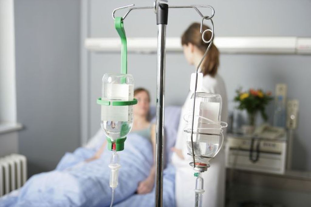 Αναστάτωση στους ογκολογικούς ασθενείς από γραπτά μηνύματα στα κινητά τους