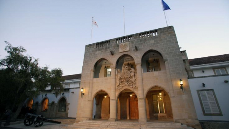 “Dinner For Life”: Εκδήλωση αγάπης με τον Γ. Θεοφάνους και τον Κων/νο Χριστοφόρου στους κήπους του Προεδρικού Μεγάρου