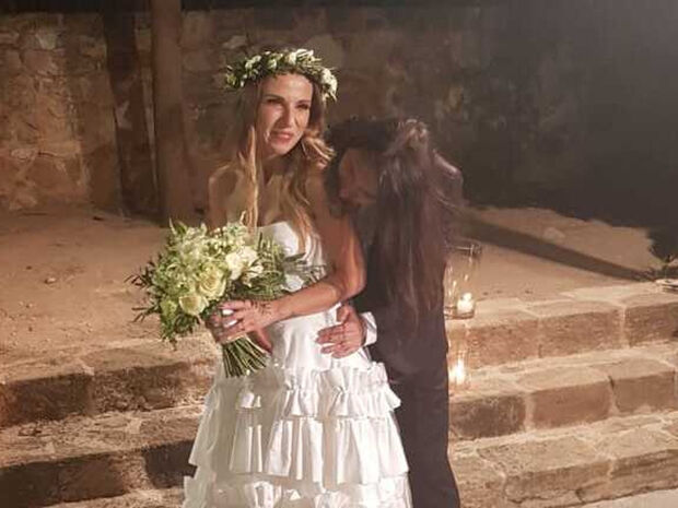 Η Ευρυδίκη παντρεύτηκε τον εκλεκτό της καρδιάς της – Όσα έγιναν στον γάμο!