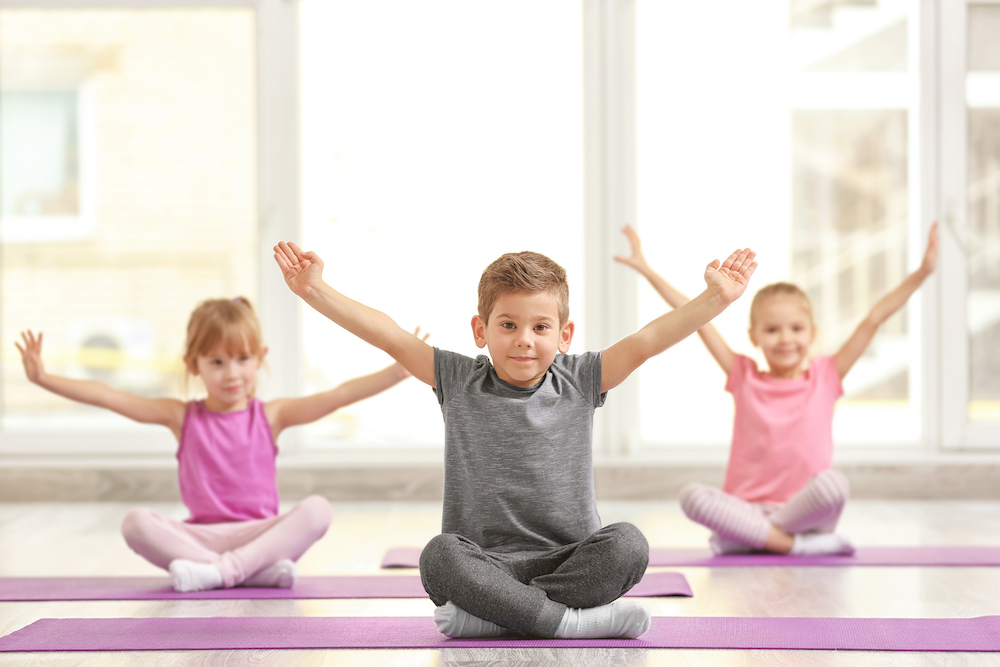 Τι θα κερδίσει το παιδί μου κάνοντας yoga; Δύο έμπειροι yoga instructors μιλούν στο Infokids.com.cy