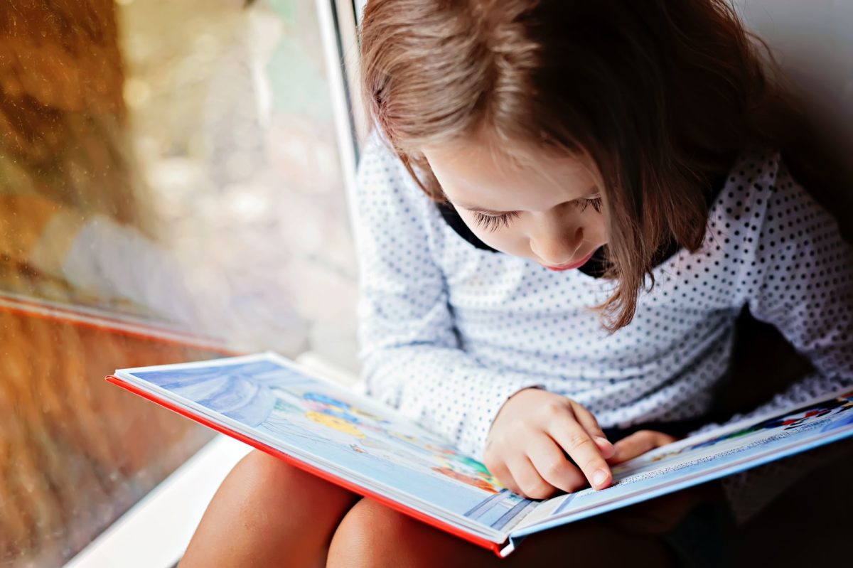 Παγκόσμια Ημέρα Παιδικού Βιβλίου: Το Μουσείο Παραμυθιού γιορτάζει με διαδικτυακό μαραθώνιο ανάγνωσης