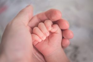 Γέμισαν με βρέφη οι παιδιατρικοί θάλαμοι στο Μακάρειο - Ανοίγει νέος θάλαμος για παιδιά;