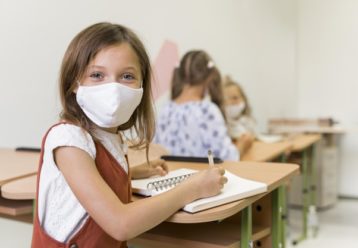 «Όχι» στην υποχρεωτική χρήση μάσκας στα Δημοτικά λένε οι οργανωμένοι γονείς