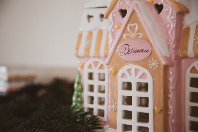 10 φανταστικά gingerbread houses στα οποία δύσκολα θα αντισταθείτε