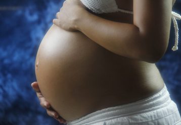 Εταιρεία Περιγεννητικής: Τι απαντά για εμβολιασμούς εγκύων, θηλαζουσών και γονιμότητα