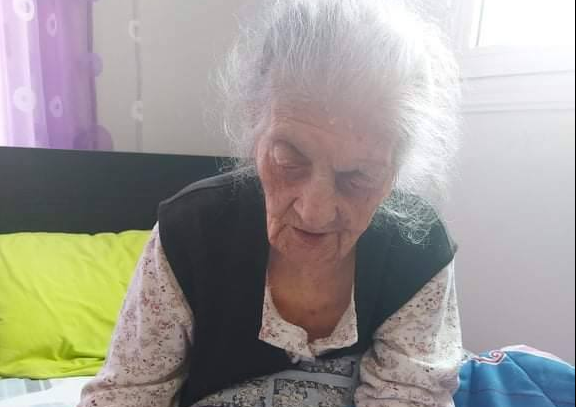 «Έφυγε» η γιαγιά Ζωή με τα επτά παιδιά και τα 17 εγγόνια