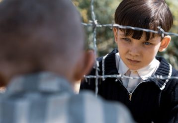 «Το αγόρι πίσω από το συρματόπλεγμα»: Ένας ύμνος στην αθώα, παιδική φιλία που δεν γνωρίζει σύνορα