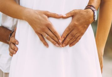 Κρυπτική εγκυμοσύνη: Γιατί μπορεί μία γυναίκα να γεννά χωρίς να ξέρει ότι είναι έγκυος