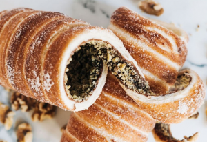 Δείτε πού θα απολαύσετε το πιο φανταστικό Chimney Cake στη Λευκωσία
