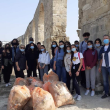 Μαθητές του Γυμνασίου Δροσιάς καθάρισαν το Αρχαίο Υδραγωγείο Καμάρων