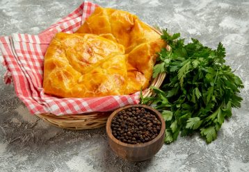Αυτή η συνταγή γα αλμυρή μπουγάτσα θα ξετρελάνει όλη την οικογένεια