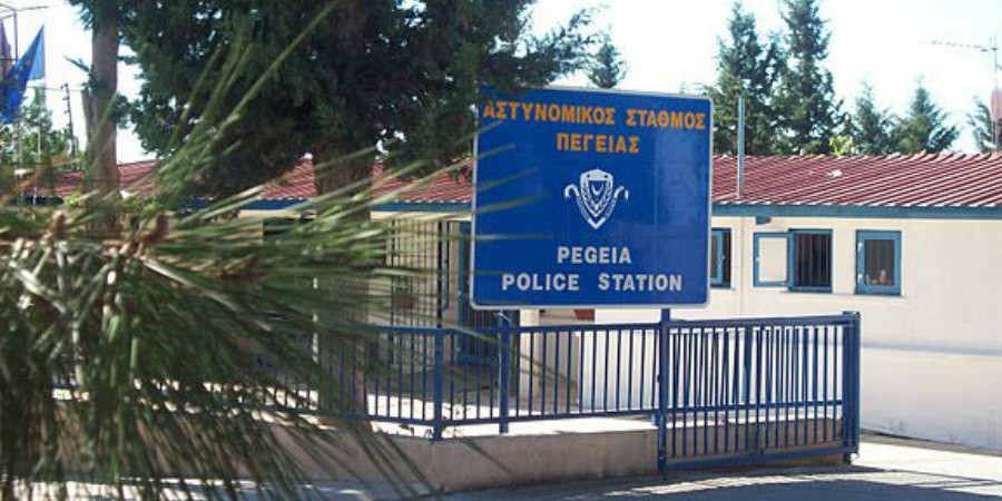 Πάφος: Μεθυσμένη ανήλικη αποπειράθηκε να διαρρήξει αστυνομικό σταθμό