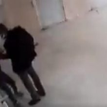 Τουρκία: Καθηγητής ξυλοκόπησε άγρια μικρό μαθητή – Σοκαριστικό βίντεο