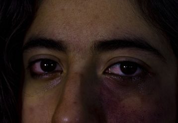 16η γυναικοκτονία στην Ελλάδα φέτος: Σάπισε στο ξύλο την 29χρονη μητέρα των τριών παιδιών του