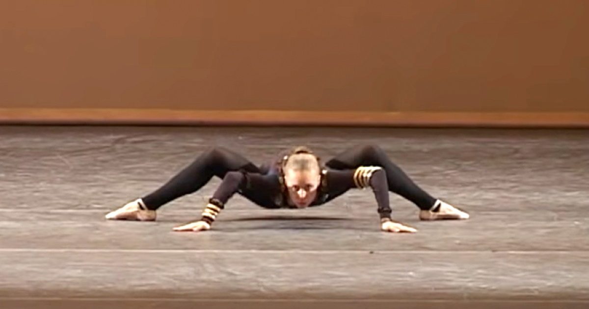 Ο χορός της αράχνης: 13χρονη μπαλαρίνα προκαλεί παγκόσμιο θαυμασμό με τη χορογραφία της!