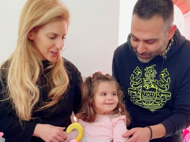Η Τζοάννα Κασουλίδου θα γίνει ξανά μαμά! Δείτε την υπέροχη ανάρτησή της (φωτο)