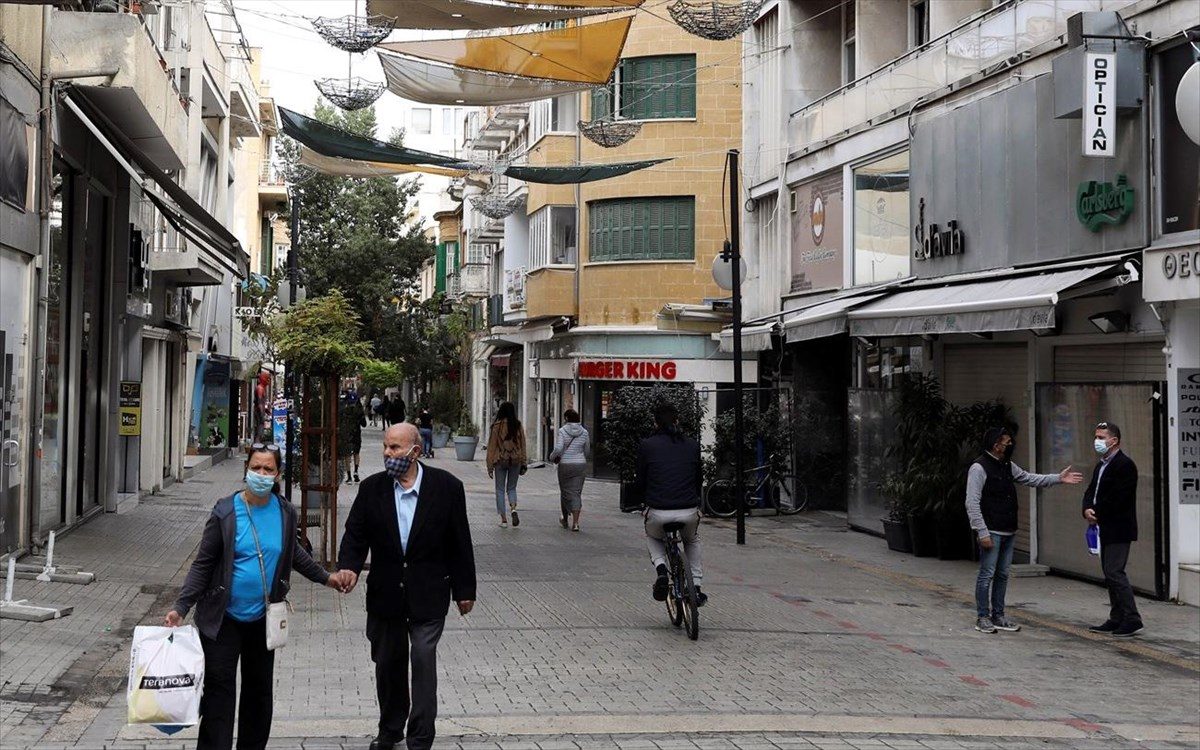 Νέες χαλαρώσεις αποφάσισε το Υπουργικό - Τι θα ισχύει για σχολεία, γάμους, βαπτίσεις