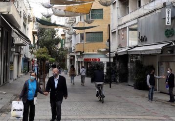 Νέες χαλαρώσεις αποφάσισε το Υπουργικό - Τι θα ισχύει για σχολεία, γάμους, βαπτίσεις