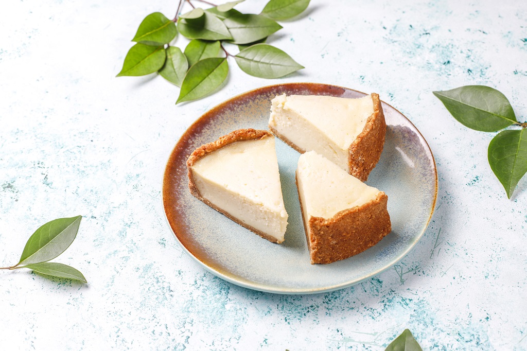 Cheesecake μπανάνα: Η πιο απίθανη εκδοχή του αγαπημένου μας μπισκοτογλυκού