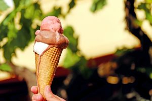 Οι αιματολογικές εξετάσεις έδειξαν, ότι η Κρίστεν είχε μολυνθεί με το βακτήριο της λιστέρια, που ταίριαζε με τα αποτελέσματα, όσων είχαν μολυνθεί στη Φλόριντα. Έτσι μετά από αυτό η εταιρεία αποφάσισε να ανακαλέσει παρτίδες από το συγκεκριμένο παγωτό. Τώρα η μητέρα προειδοποιεί άλλες εγκυμονούσες να είναι πολύ προσεκτικές σε ό,τι καταναλώνουν.