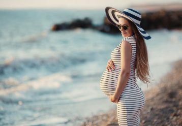 5 tips για τις εγκυούλες του καλοκαιριού, σύμφωνα με τον γυναικολόγο