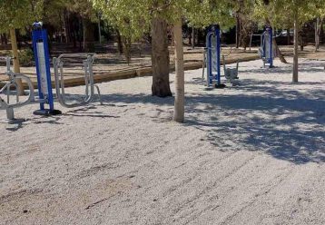 Σε αυτό το πάρκο ένα νέο υπαίθριο γυμναστήριο περιμένει μικρούς και μεγάλους