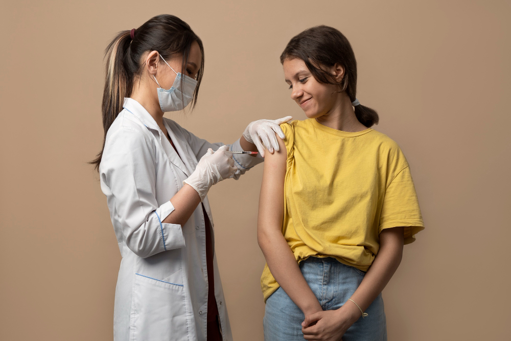 ΠΑΣΥΚΑΦ: Αν το παιδί σας είναι άνω των 11 ετών πρέπει οπωσδήποτε να κάνει αυτό το εμβόλιο