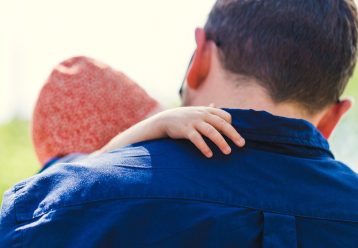 Σε απόγνωση Κύπριος μονογονέας 2 παιδιών: Είναι άρρωστος, δεν έχει τρόφιμα, τους κόβουν το ρεύμα