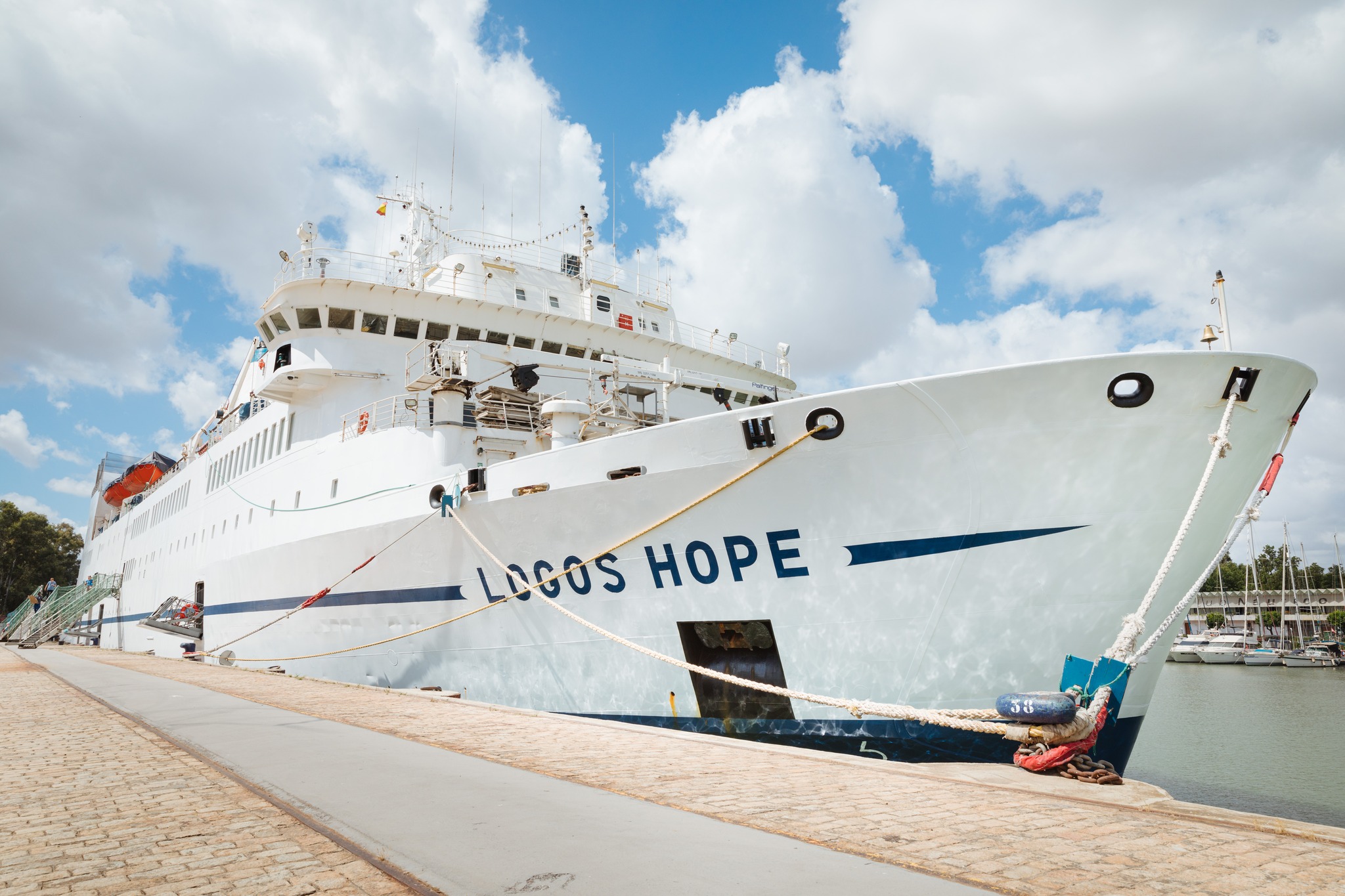 «Logos Hope»: Η μεγαλύτερη πλωτή βιβλιοθήκη «δένει» τον Νοέμβριο στο λιμάνι Λεμεσού