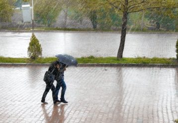 Κύπρος: Καταρρακτώδεις βροχές και έντονα καιρικά φαινόμενα - Ποιες περιοχές βρίσκονται σε επιφυλακή