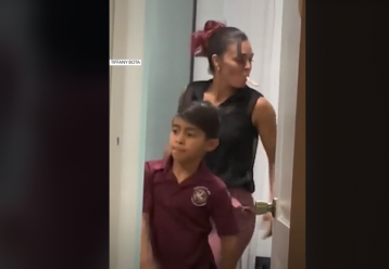 Συγκινεί η μαμά που «ξόρκισε»την κατάθλιψη χορεύοντας με τα παιδιά της (video)