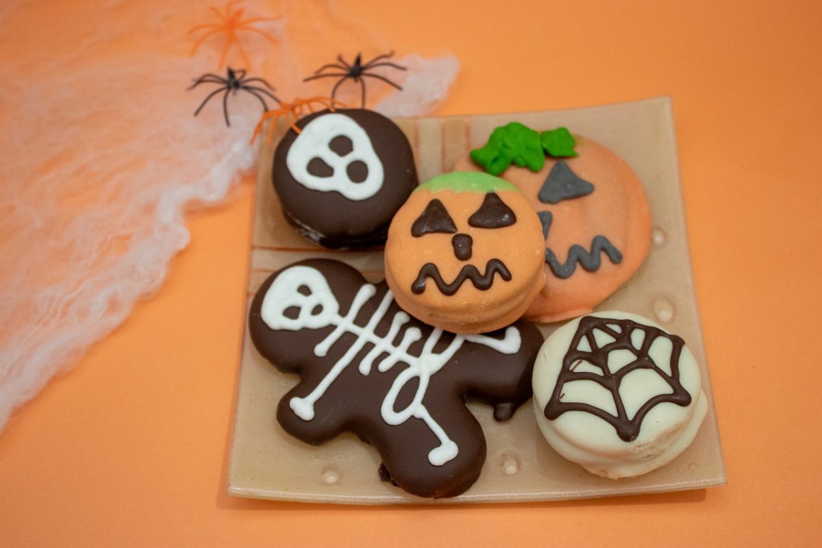 Φτιάξτε με τα παιδιά τα πιο... τρομακτικά Halloween μπισκοτάκια!